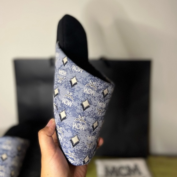MCM
Vintage Monogram Slippers NWT UNISEX - Picture 11 of 13